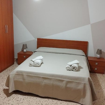 Elidelia Apartment Trapani Bagian luar foto